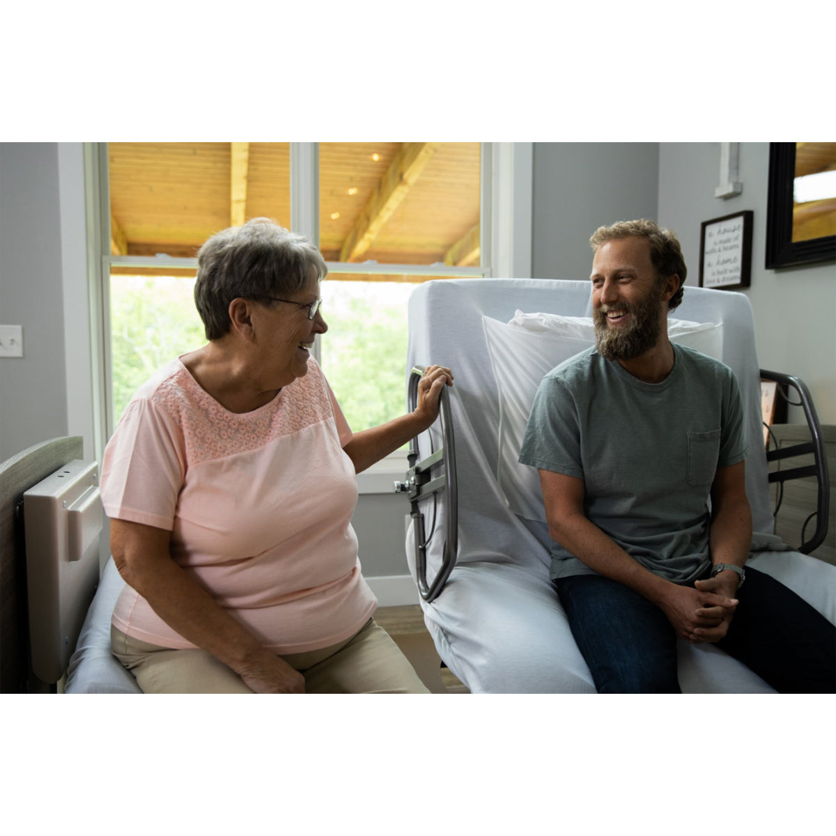 ActiveCare Bed with Caregiver